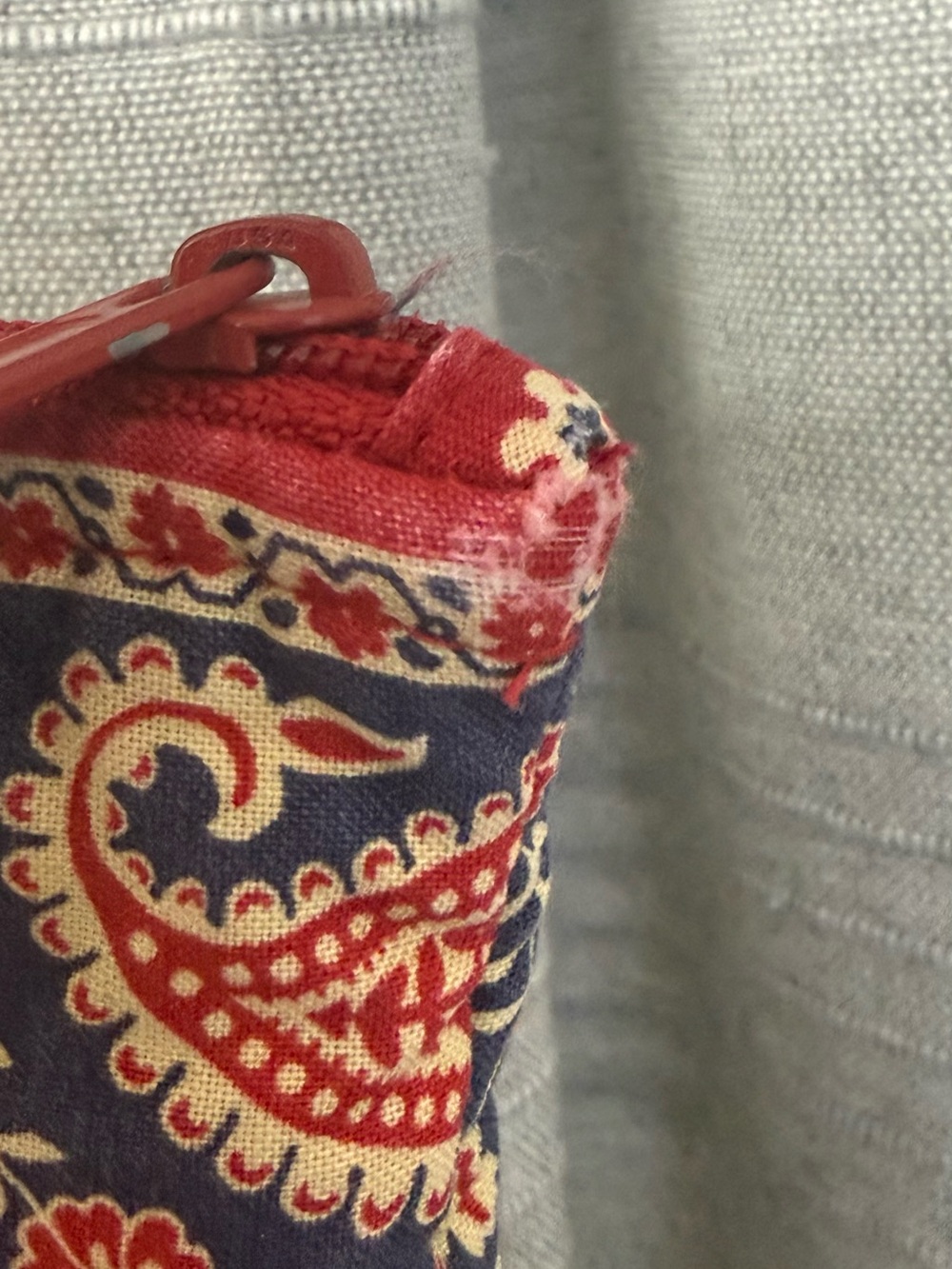 Vera Bradley Americana Red Vintage Quilted Tote Shoulder Bag Zipper 15x12 - Picture 8 of 9